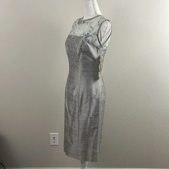 NWT, Mica, evening / cocktail dress.  100% silk, fully lined.  Size 4. - Picture 6 of 14